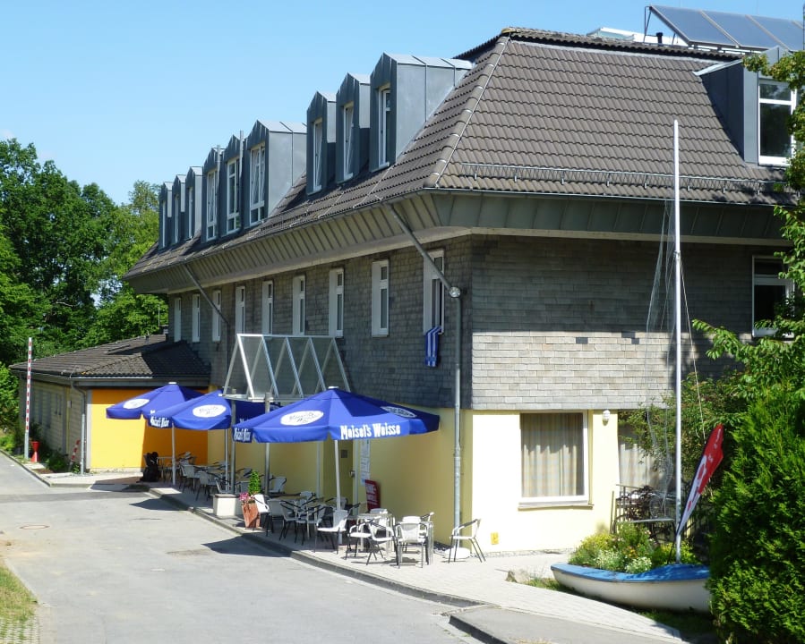 Eingang DJH Jugendherberge Sorpesee