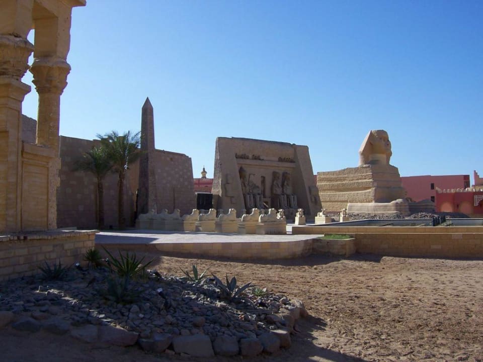 Showarena Pickalbatros Alf Leila Wa Leila Resort - Neverland Hurghada