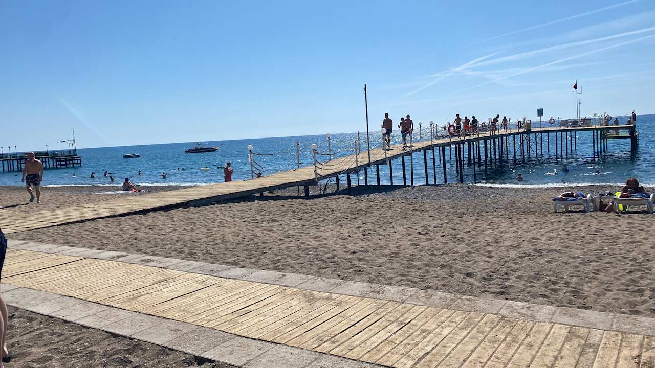 Strand Sunis Elita Beach Resort & Spa