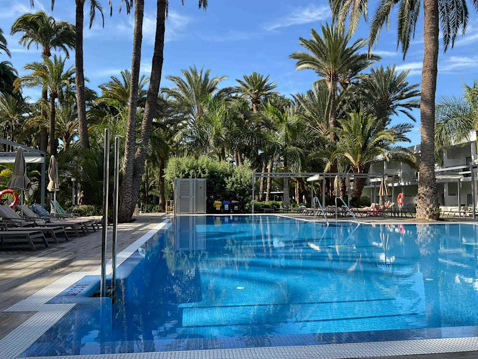 Pool Hotel Riu Palace Oasis