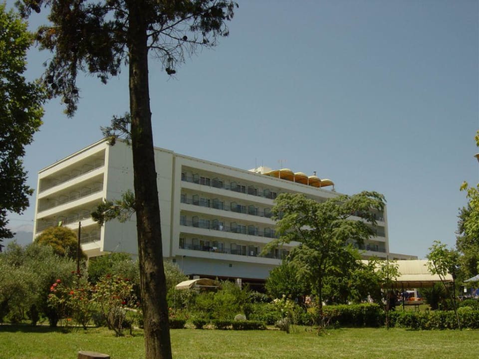 Hotel hinten Olympian Bay Grand Resort