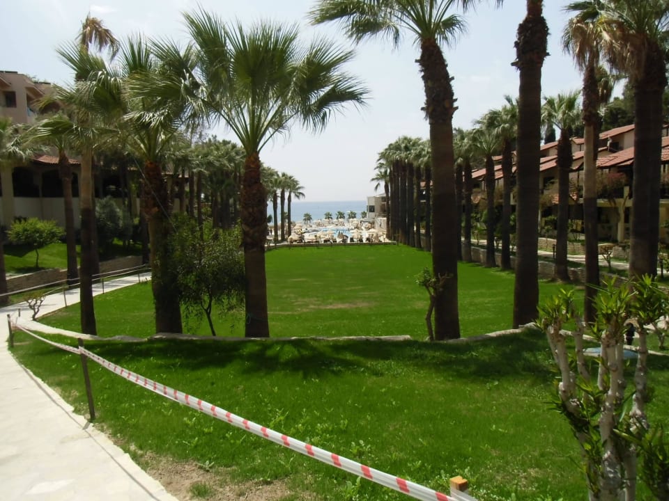 Viel Grün Melas Resort Hotel