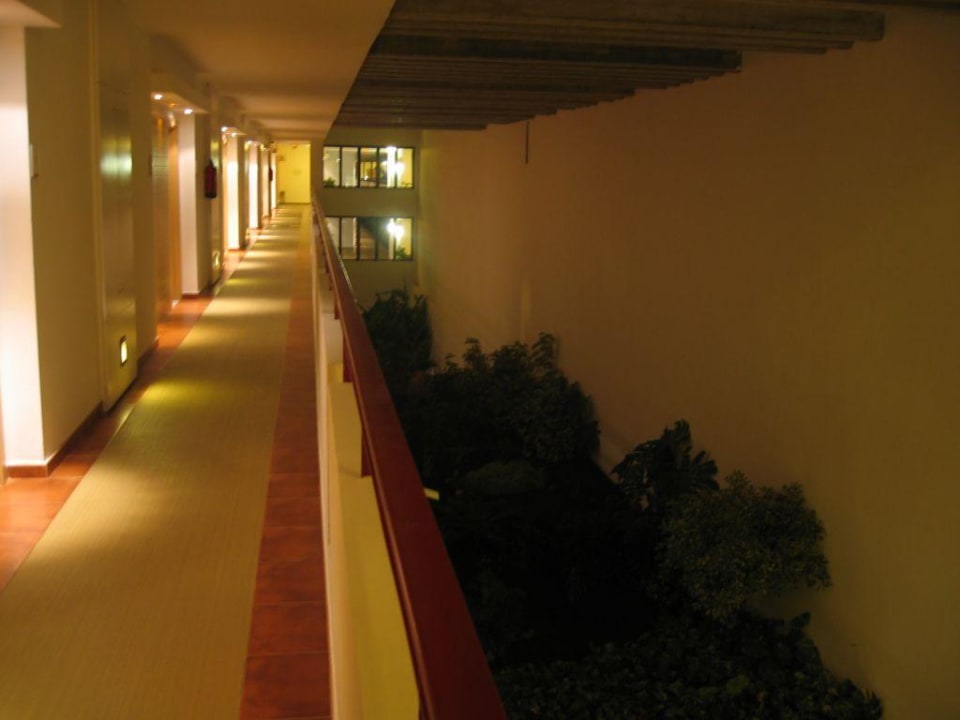 Hotelflur Hotel Costa Calero