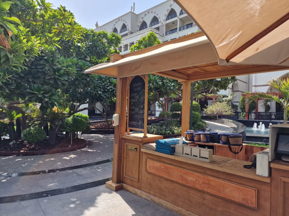 Pool Jumeirah Zabeel Saray
