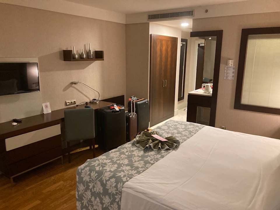 Zimmer Ramada Plaza by Wyndham Antalya