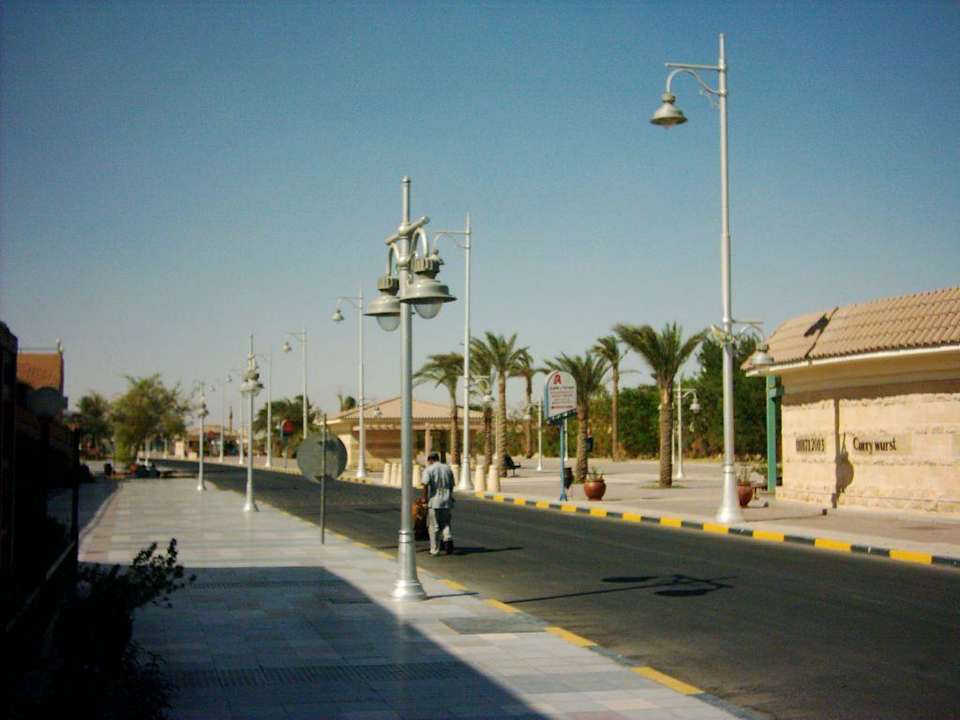 Strasse vor dem Hotel Giftun Azur Resort