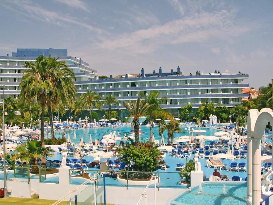 Panorama-Blick auf Mare Nostrum Complex  (4 Hotels) Mediterranean Palace Hotel