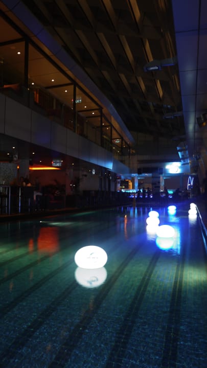 SkyBar Hotel Traders Kuala Lumpur