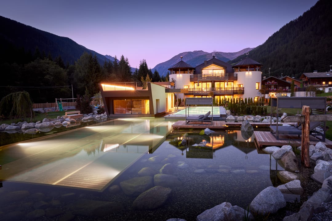 Außenansicht FONTIS luxury spa lodge