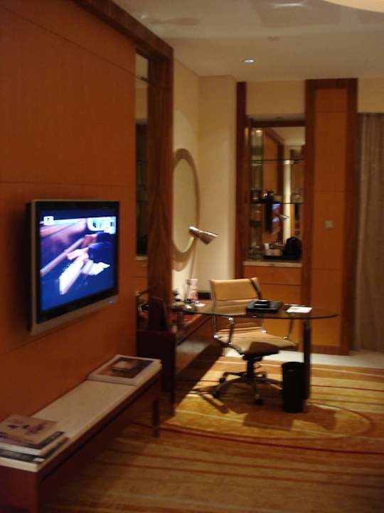 Doppelzimmer, Arbeitsbereich Sheraton Zhoushan Hotel