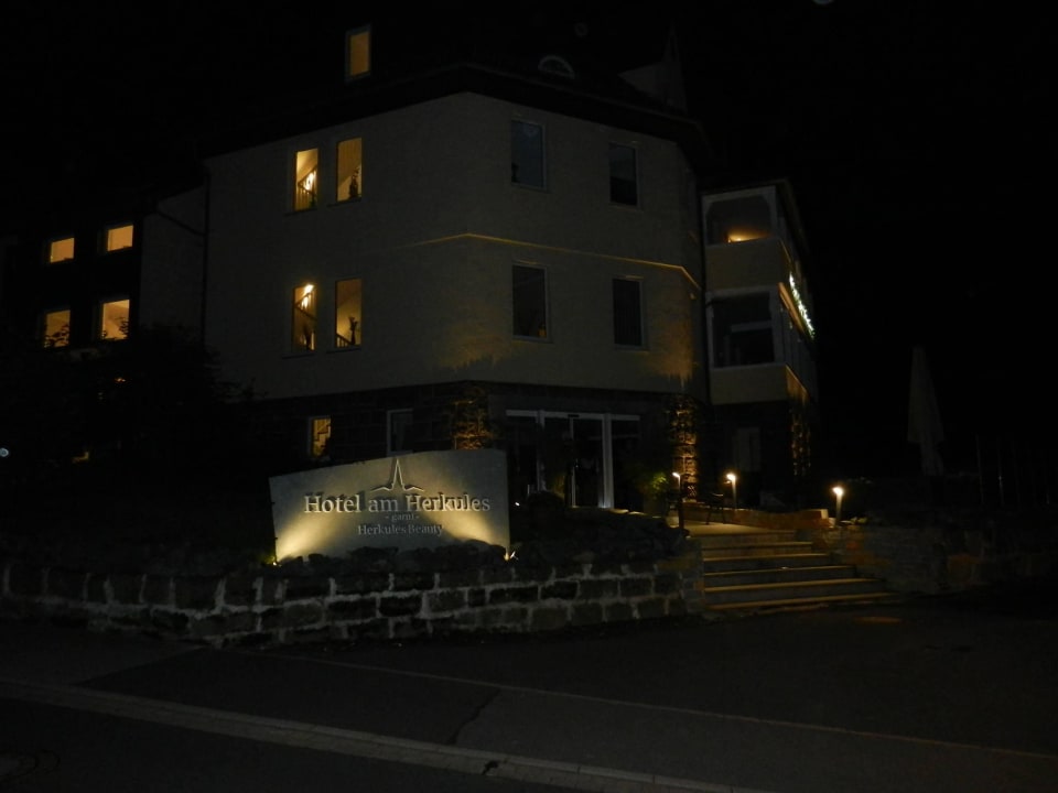 Hotel am Herkules - 3 Hotel am Herkules
