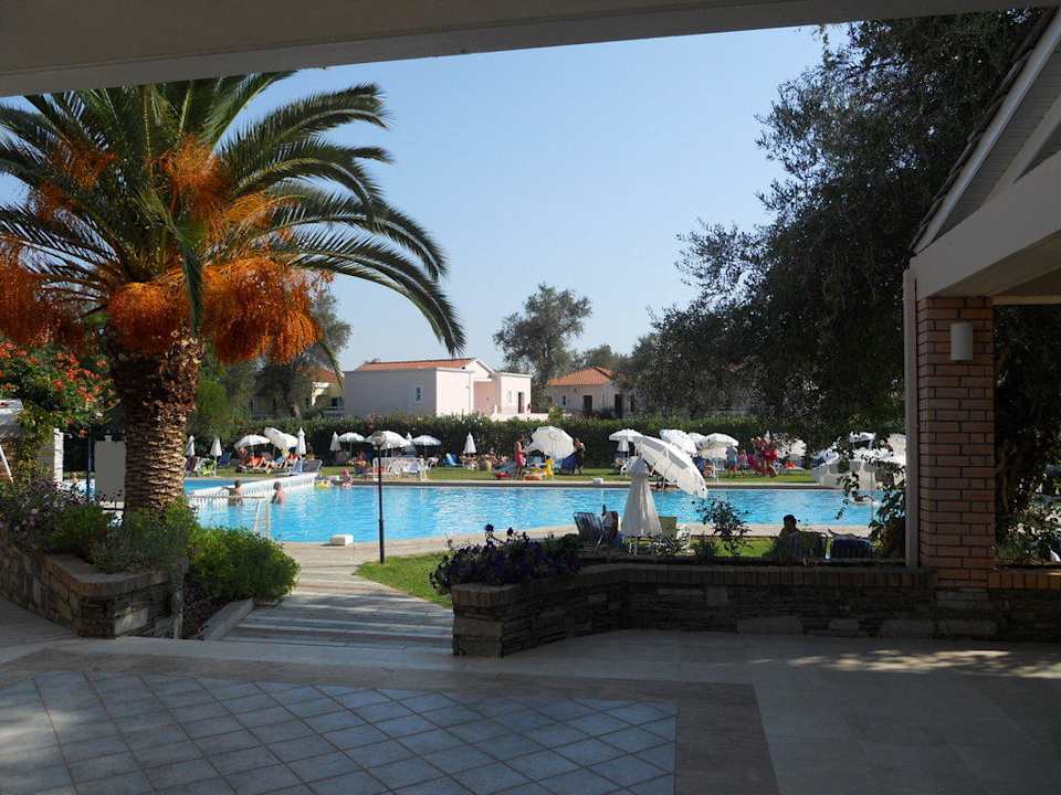 Pool nähe Haupthaus Sentido Apollo Palace