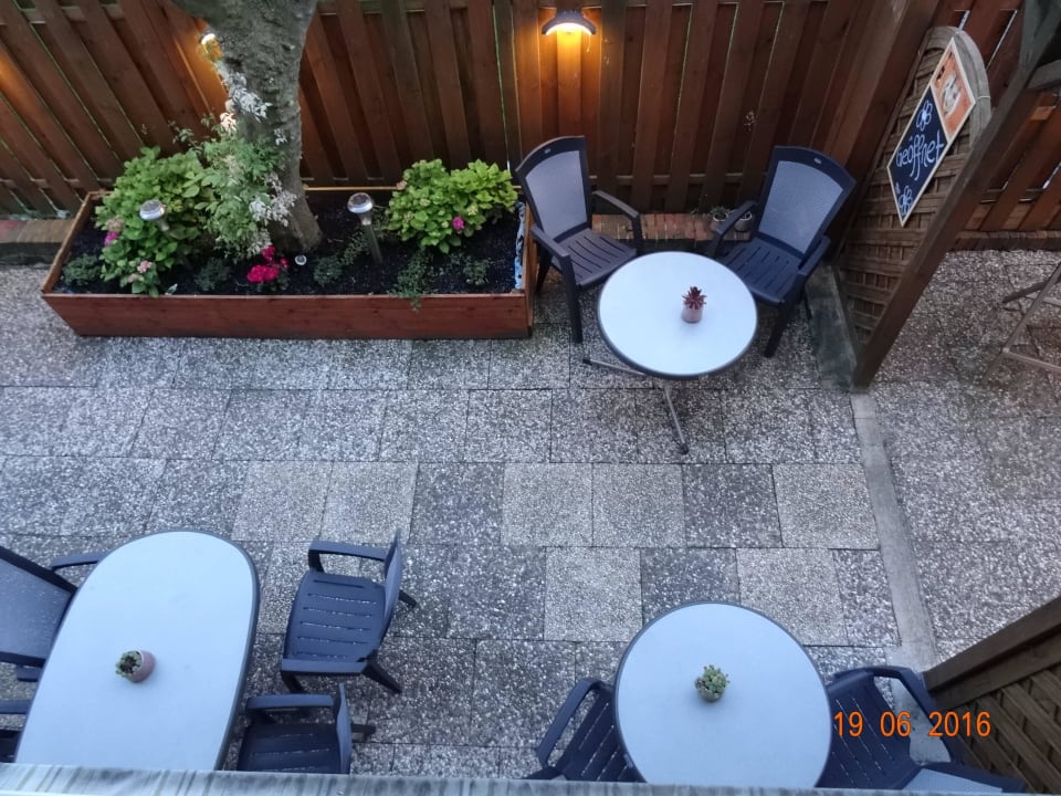 Direkt unter dem Zimmer Nr. 8 Hotel Zum Wikinger