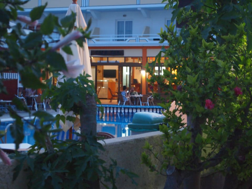 Abendstimmung Lichter Georgia Apartments