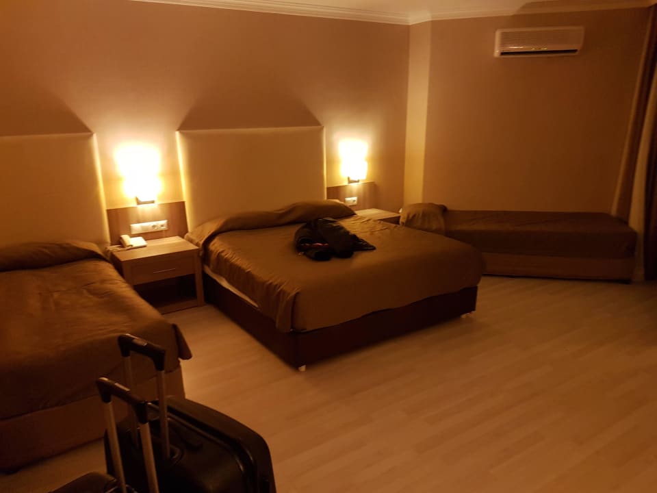 1302 Calimera Hane Garden