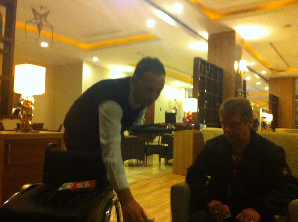 Sehr aufmerksame Kellner !!!!! Solivia Hotel