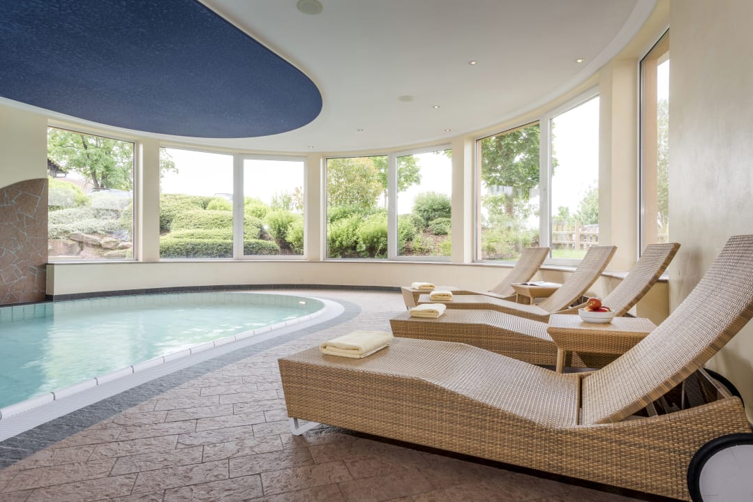 Pool Landhotel Heimathenhof