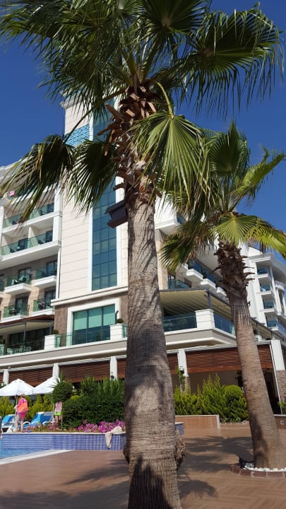 Poolseite Luna Blanca Resort & Spa