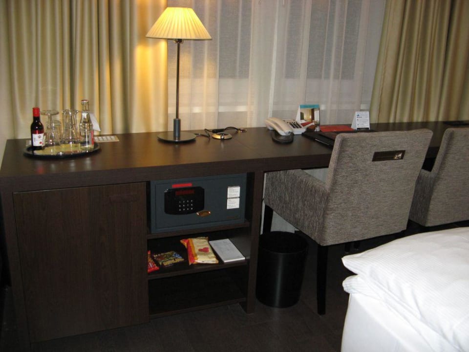 NH Hotel Frankfurt Airport Hotel NH Frankfurt Airport