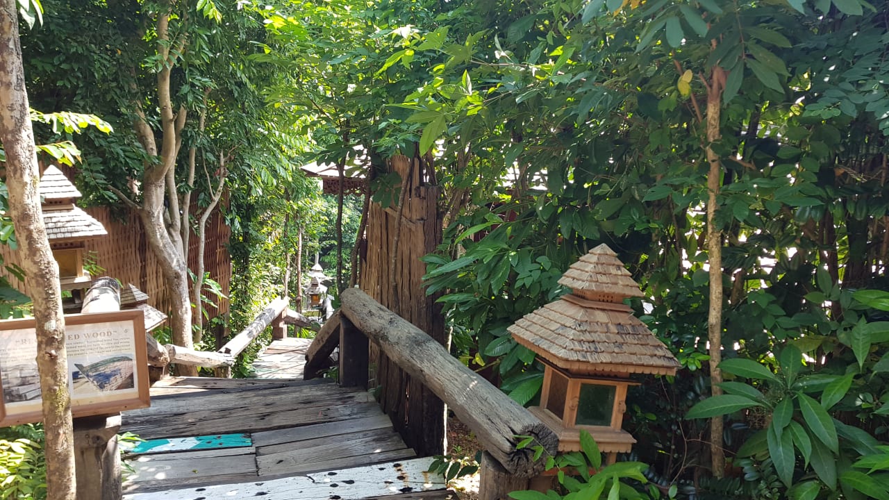 Gartenanlage Santhiya Koh Phangan Resort & Spa