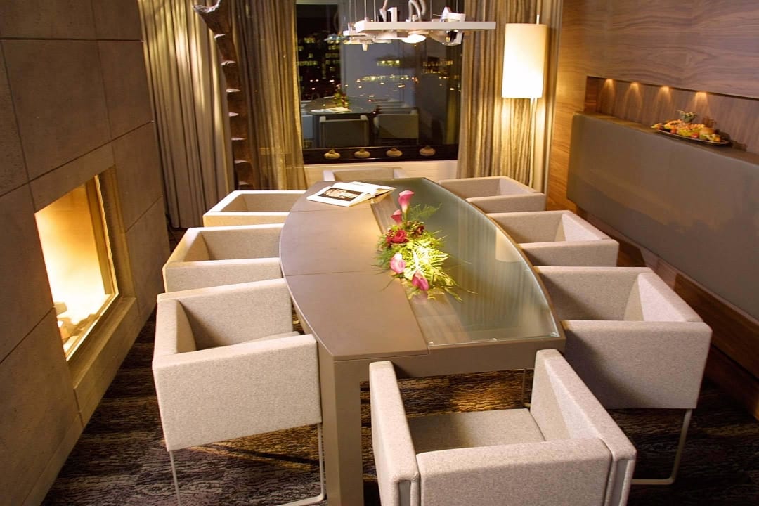 Präsidenten Suite - Essbereich Sheraton Berlin Grand Hotel Esplanade