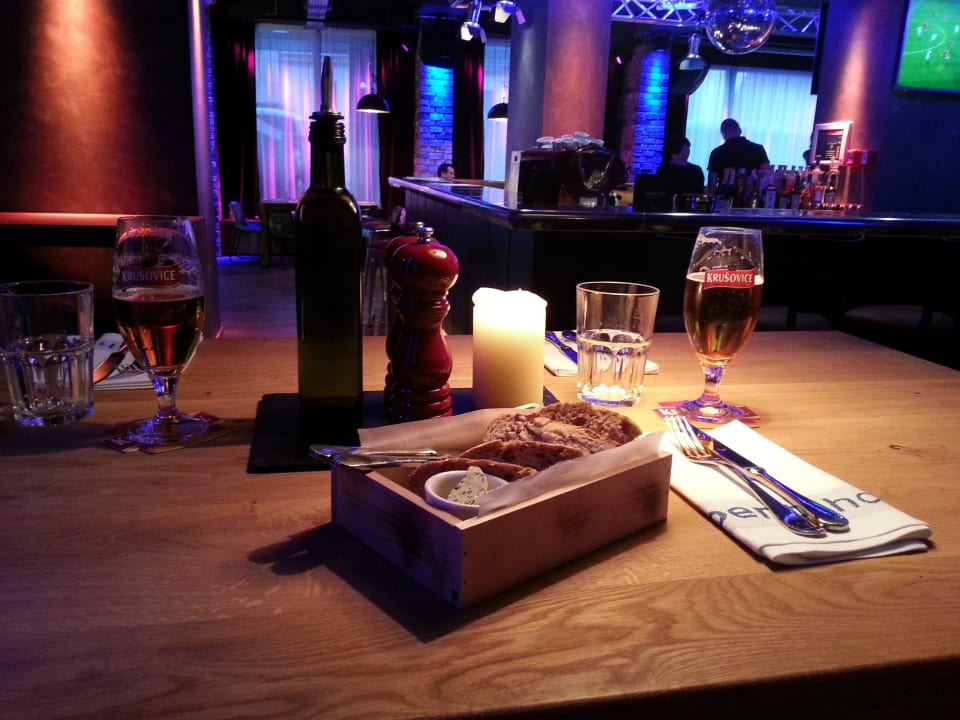 Restaurant Hotel PULSE8