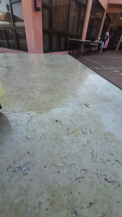 Gastro Eagles Paradise Abu Soma