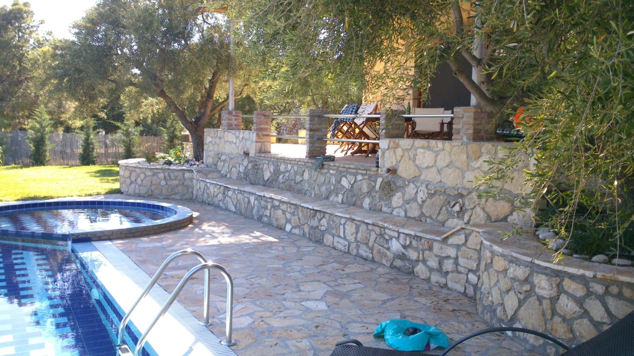 Mit Kinderbecken Villa Tireda