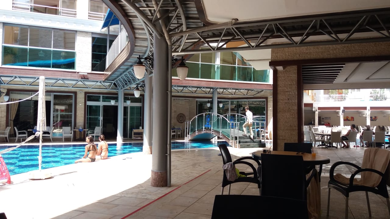 Pool Tac Premier Hotel & Spa