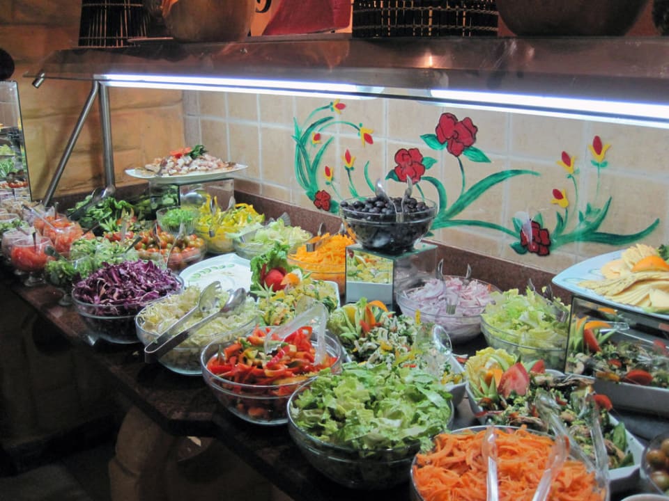 Salatbuffet am Abend Pickalbatros Alf Leila Wa Leila Resort - Neverland Hurghada