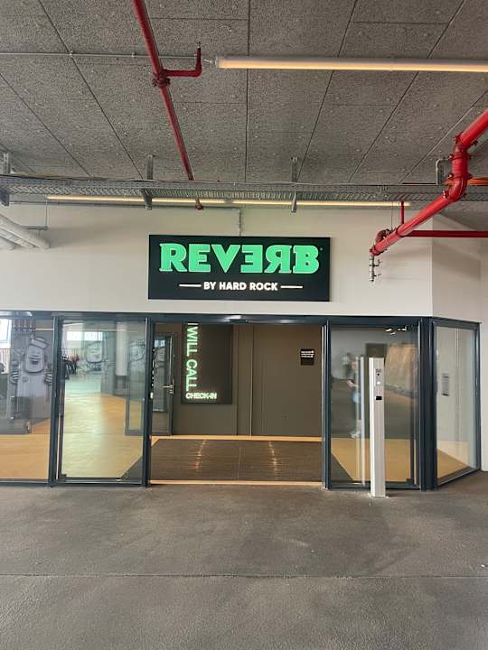 Lobby REVERB by Hard Rock Hamburg