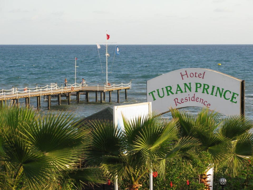 Strandweg. Hotel Turan Prince