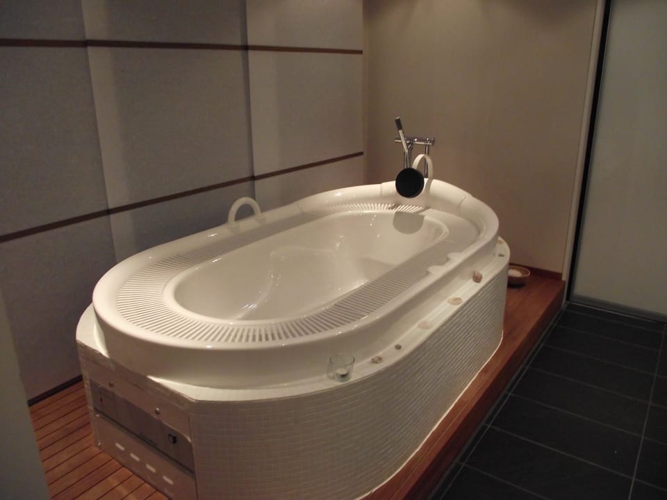 Whirlpool DoubleTree by Hilton Hannover Schweizerhof