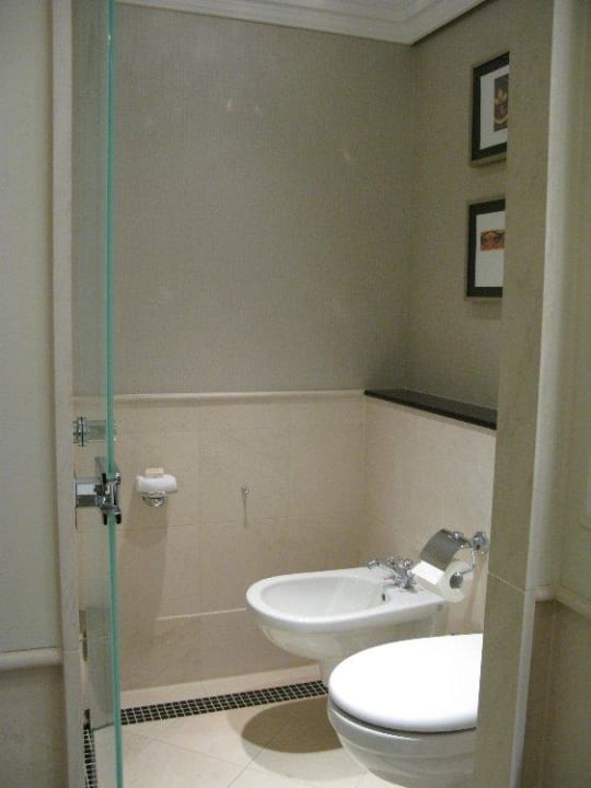 Toilette und Bidet Breidenbacher Hof