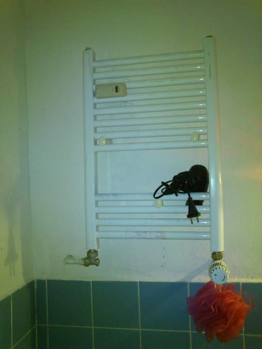 Heizkörper im Bad ... Altstadt Apartment Enteresan