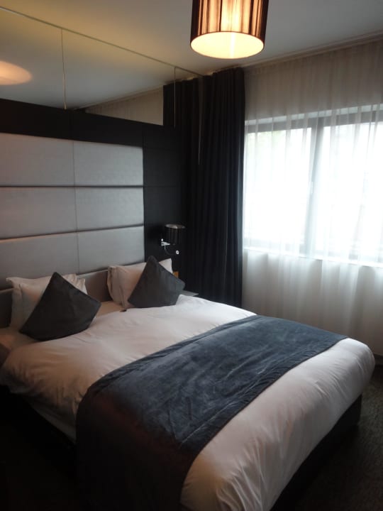 Blick aufs Bett II Hotel The Westbridge