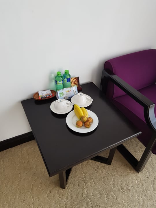 Sitzecke mit Obst TTC Hotel - Premium Can Tho