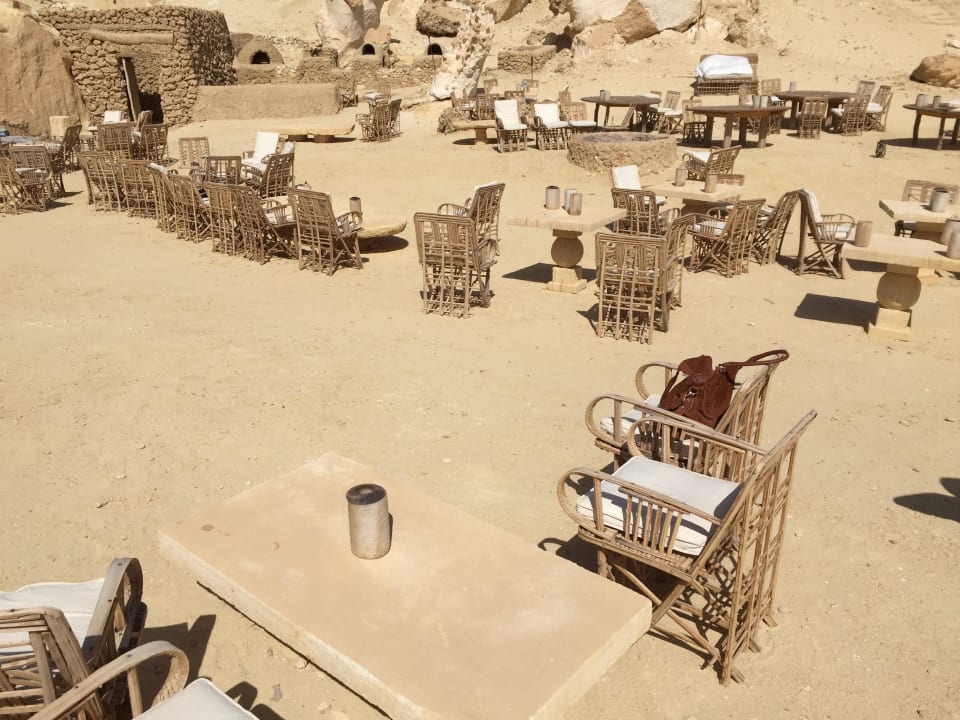 Sitzmöglichkeiten/Restaurant des Vorabends Adrere Amellal Eco Lodge