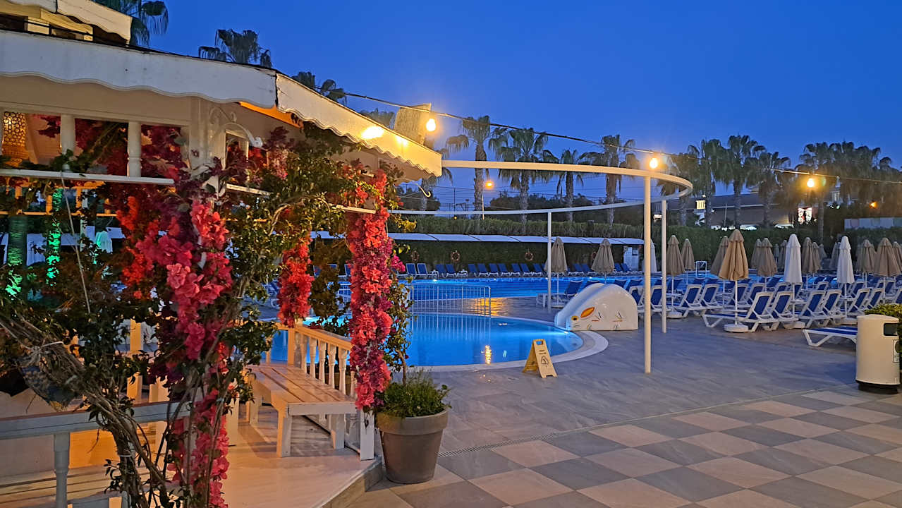 Pool Hane Family Resort