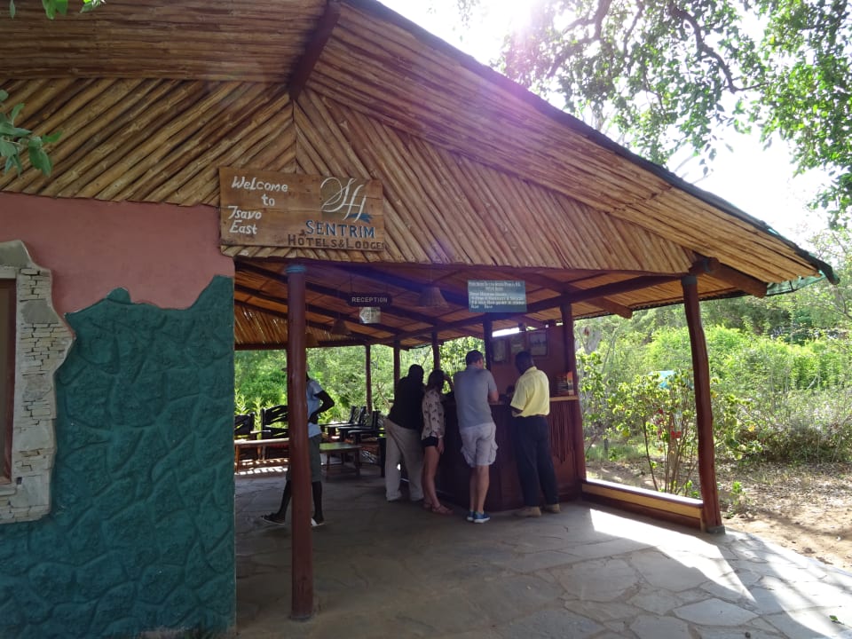 Restaurant Sentrim Tsavo Lodge