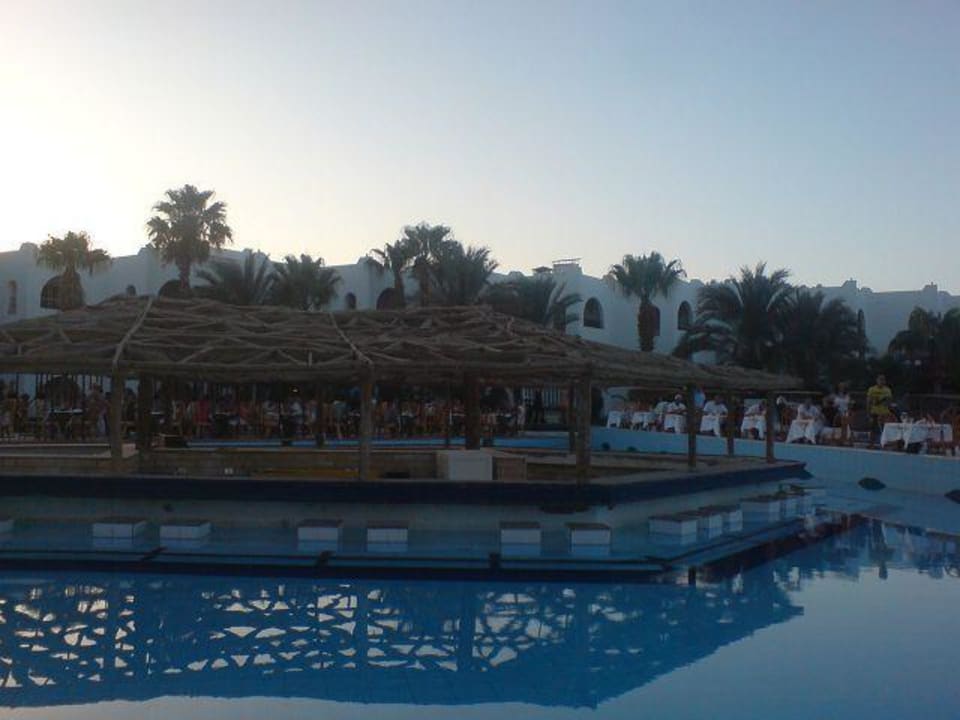 Poolbar bei Tag Arabia Azur Resort