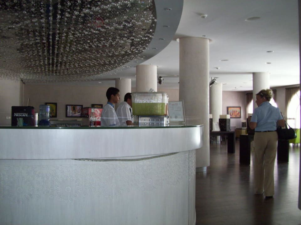Bar El Mehdi Beach Resort