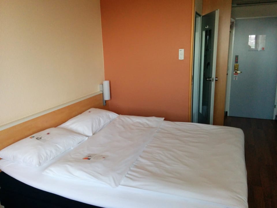Schlafraum Hotel Ibis Wien Mariahilf