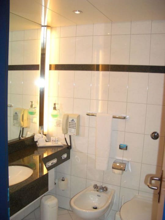 Badezimmer Maritim Hotel Frankfurt