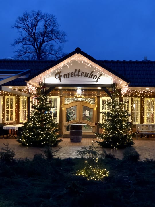 Außenansicht Ringhotel Forellenhof Walsrode