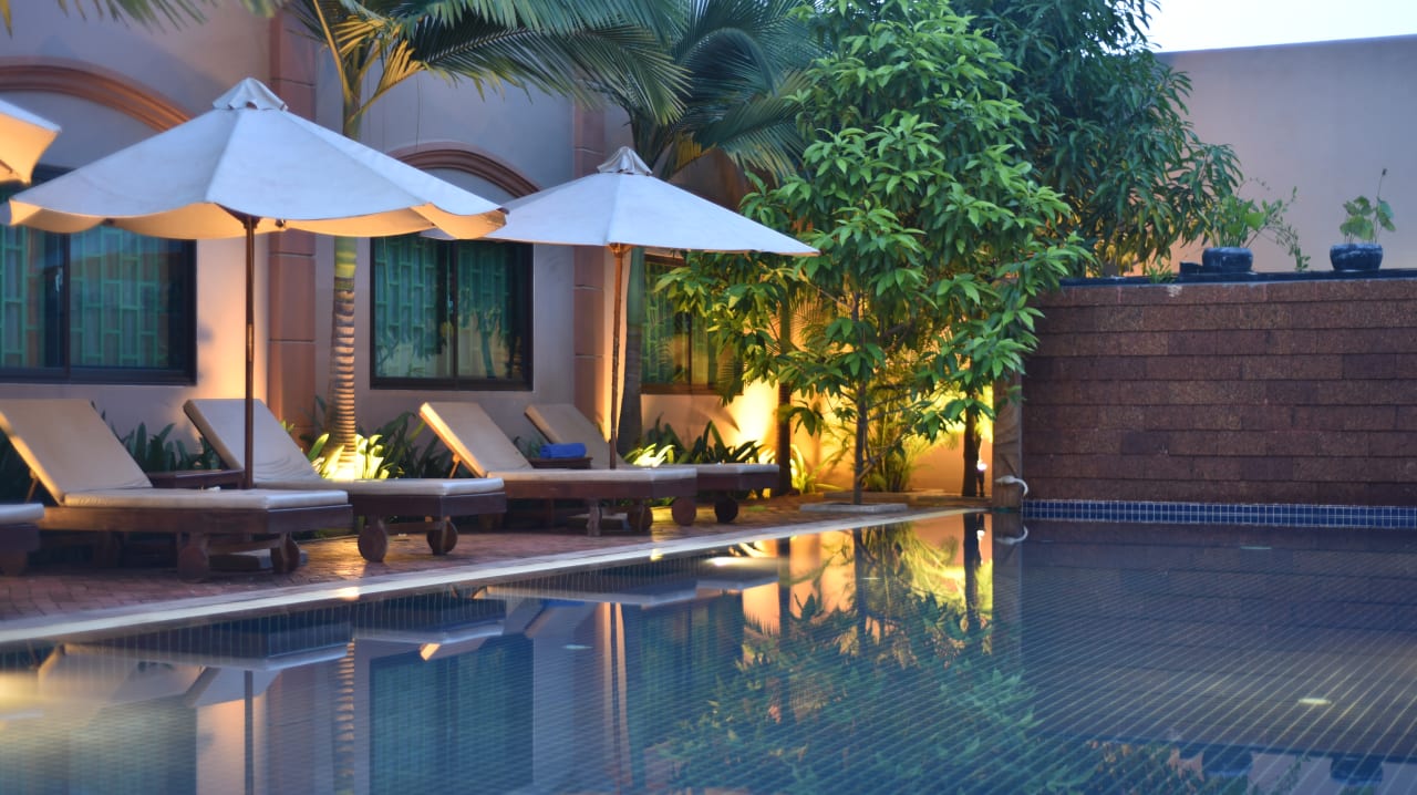 Pool Gloria Angkor Hotel