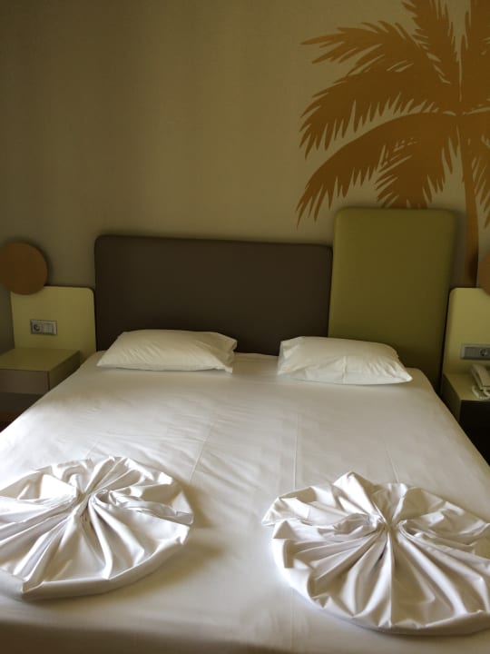 Zimmer Akrathos Beach Hotel