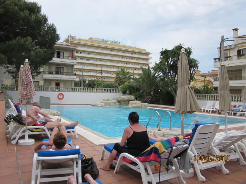 Pool vom Hotel Grupotel Farrutx