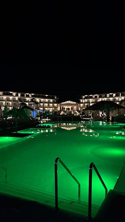 Pool Dreams Playa Esmeralda Resort & Spa - All Inclusive