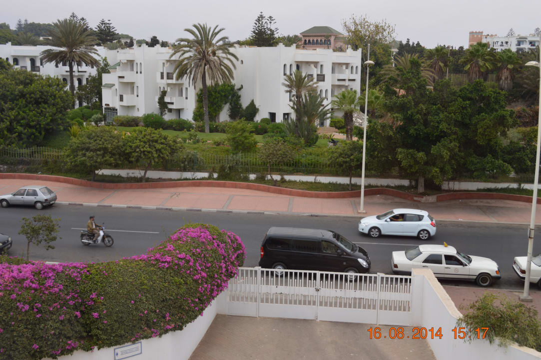 Widok z hotelu Les Dunes d'Or